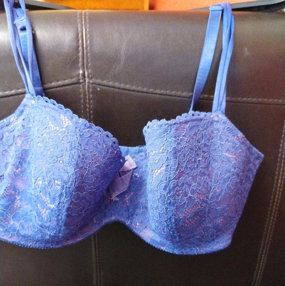 B. TEMPTED PURPLE Lace Bra.  36DDD